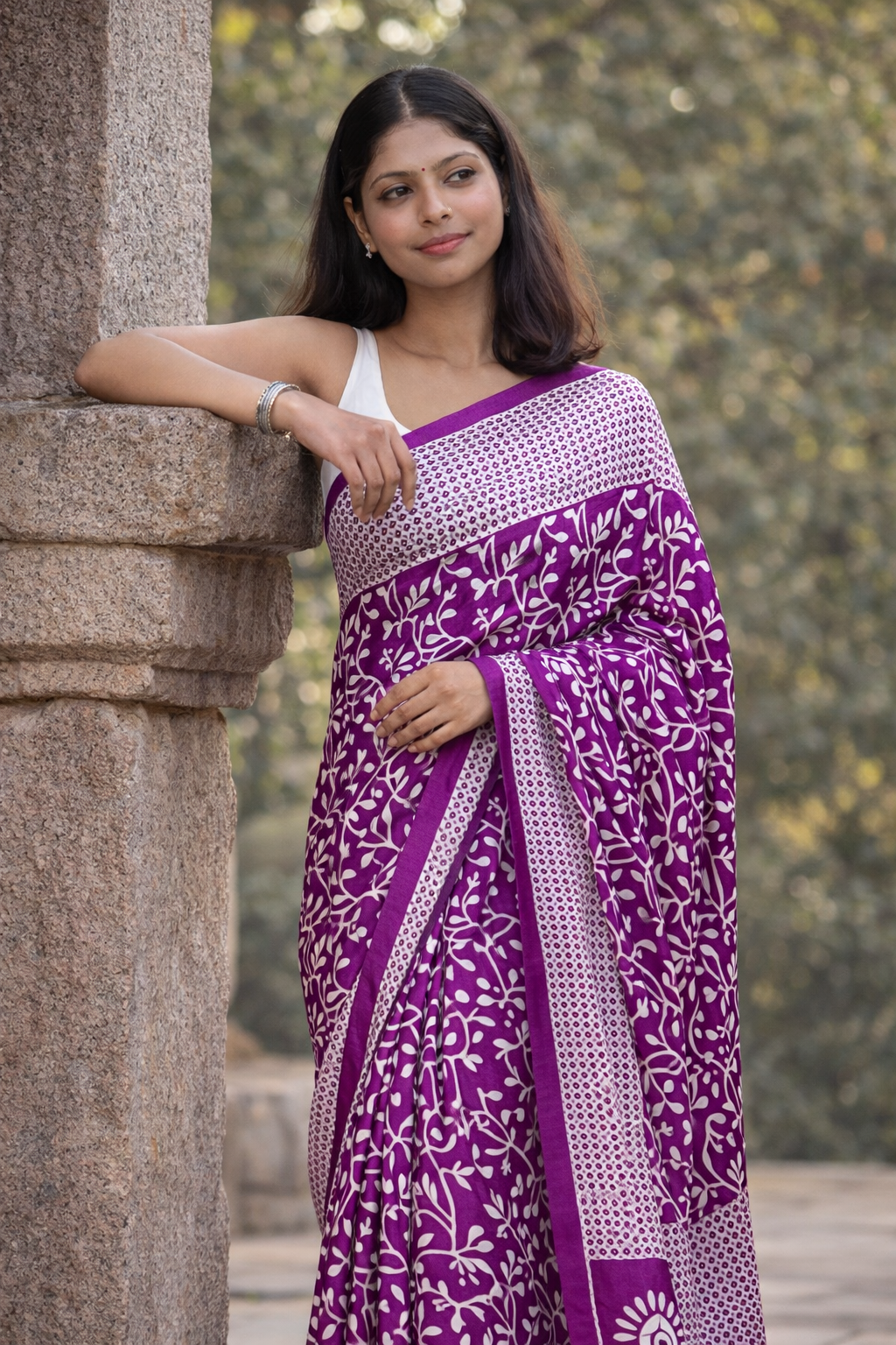 Art Chiffon Printed Saree in Purple with White Floral Design