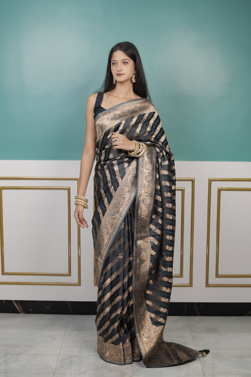 Rama Green Silk Saree with Rich Zari Border & Pallu