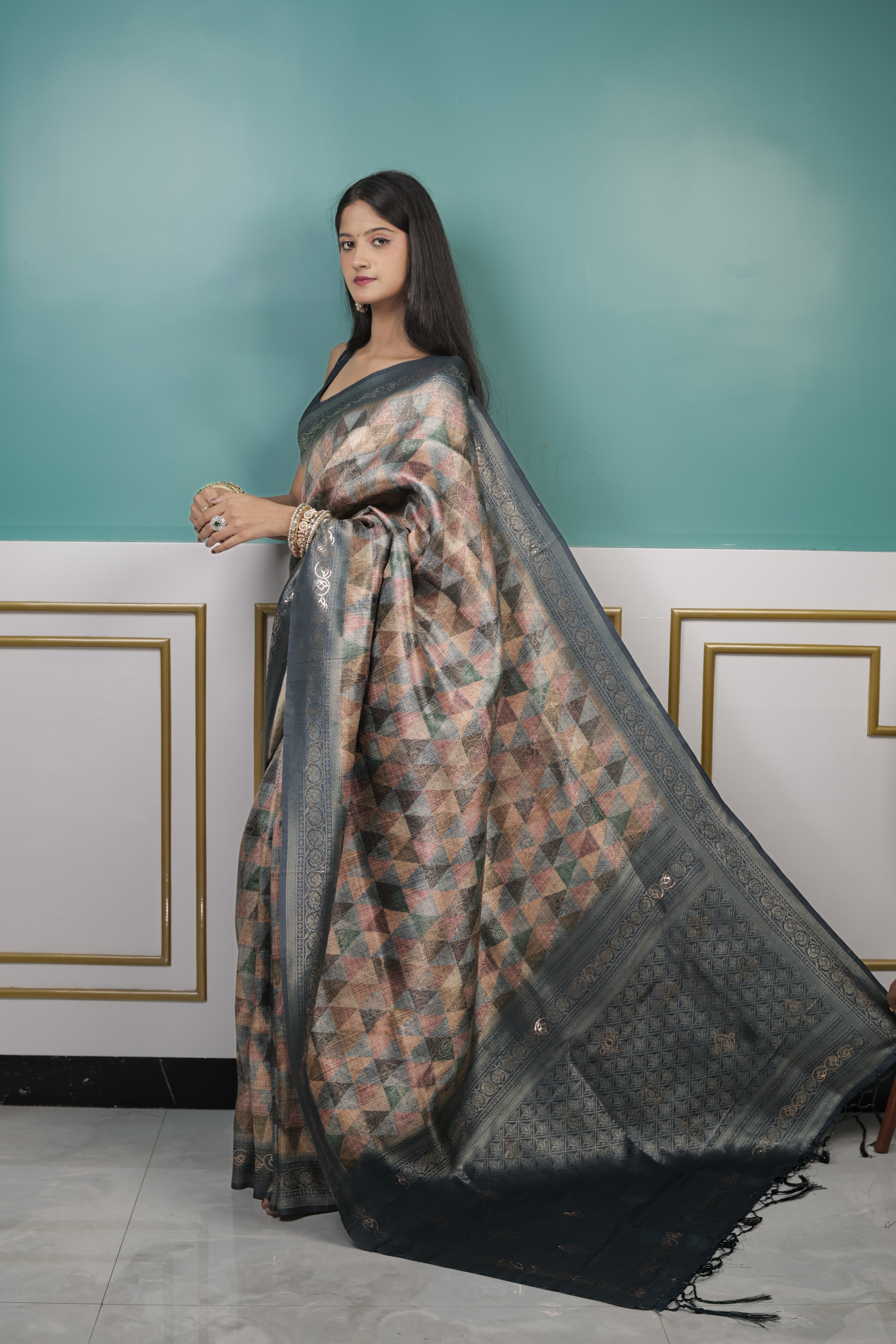 Elegant Handwoven Cotton Silk Saree with Geometric Pattern & Woven Border