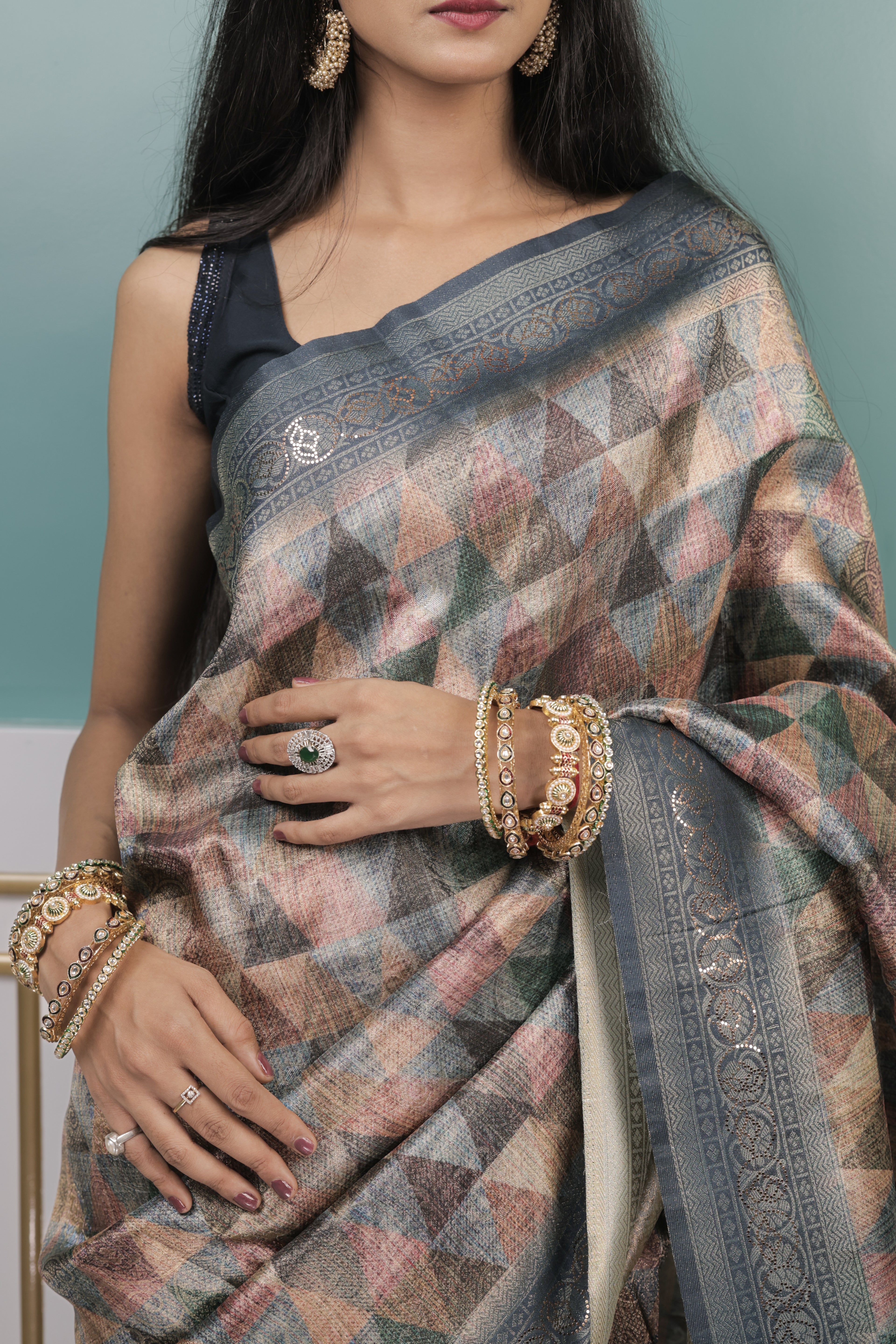 Elegant Handwoven Cotton Silk Saree with Geometric Pattern & Woven Border
